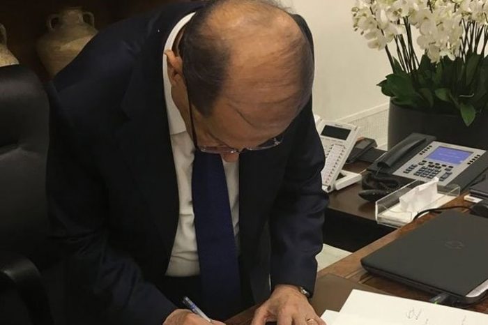 President Aoun signs three decrees