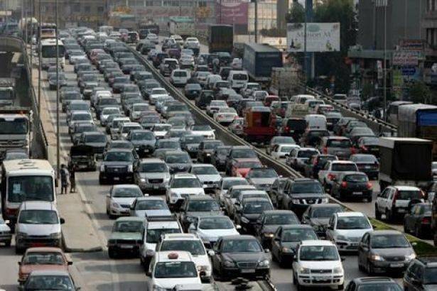 Lebanon seeks solutions to ease traffic woes