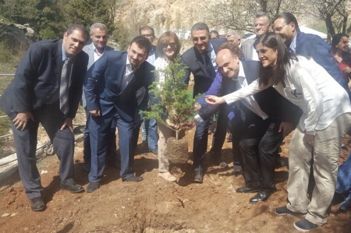 U.S.Ambassador from ArzEhmej : U.S.A. commits to preserve Lebanon's enviroment, forests